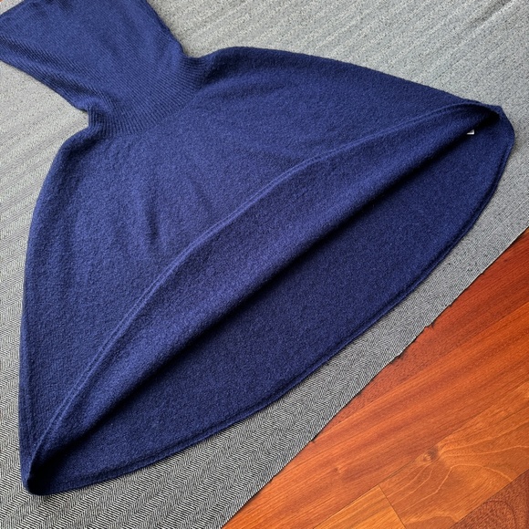 Navy Poncho Soft Sweater w/Turtleneck EUC - Picture 12 of 17